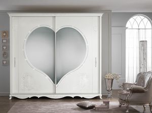 Cuore armoire, Armoire avec miroir en forme de coeur