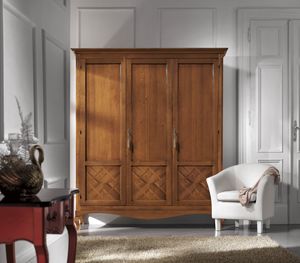 Armoire 3 portes incrustations, Armoire de style classique