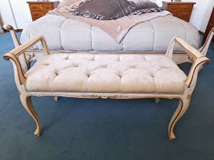 Art. 090, Banc de style classique, avec des d�corations florales