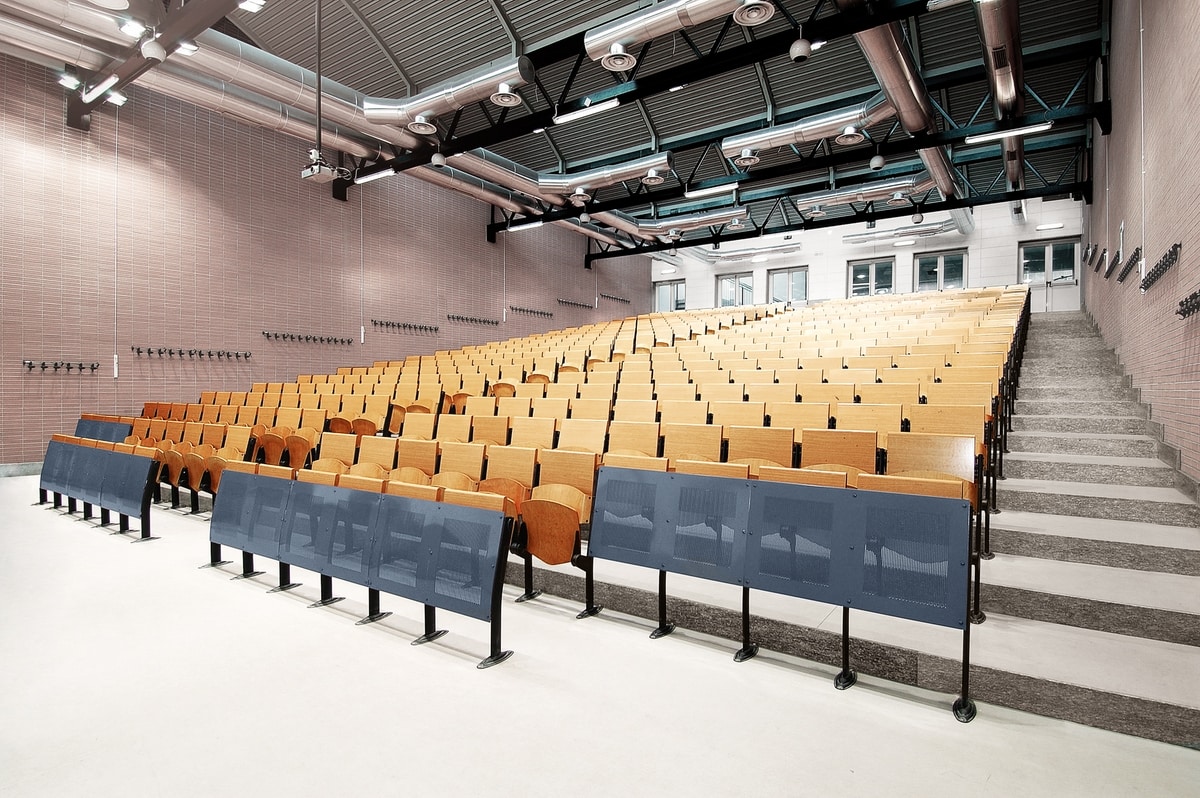 OMNIA, Système de sièges pour salles de formation avec surface d'écriture