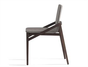 Capita 510T, Chaise en bois rembourre