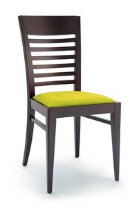 185, Chaise en bois de htre avec assise rembourre