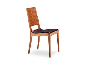BETTY/Z, Chaise en bois avec sige recouvert de cuir