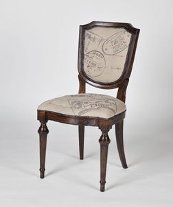 Art. 582, Repas chaise rembourre dans un style classique