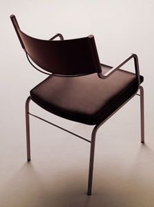 Chazuka armchair, Chaise avec accoudoirs en mtal et cuir, pour les restaurants