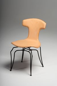 Jole chaise, Chaise en cuir rembourre, avec base en acier noir innovante