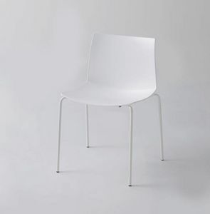 Kanvas 2 NA, Chaise blanche peinte