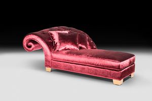 New Versailles, Chaise longue artisanale classique