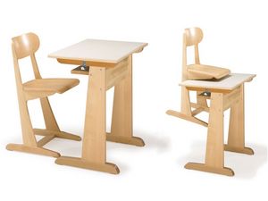 AULA, Chaise et un bureau, en htre, pour l'cole maternelle et