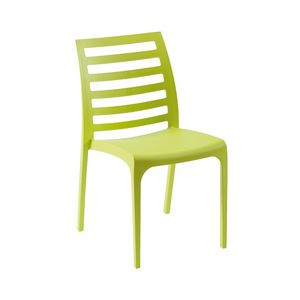 2041, Chaise en plastique, le dos avec des lattes horizontales motif