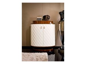Dolce Vita Chest of drawers, 