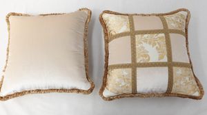 Coussins, Coussins � franges pour un mobilier classique