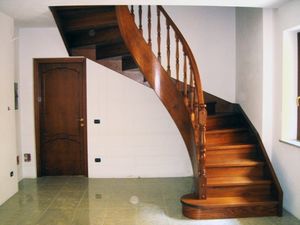 escaliers jour, Escaliers dans le style classique des htels lgants