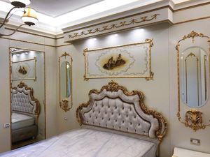 Boiserie baroque pour chambre, Boiserie de style baroque, avec des sculptures d�coratives � la feuille d'or