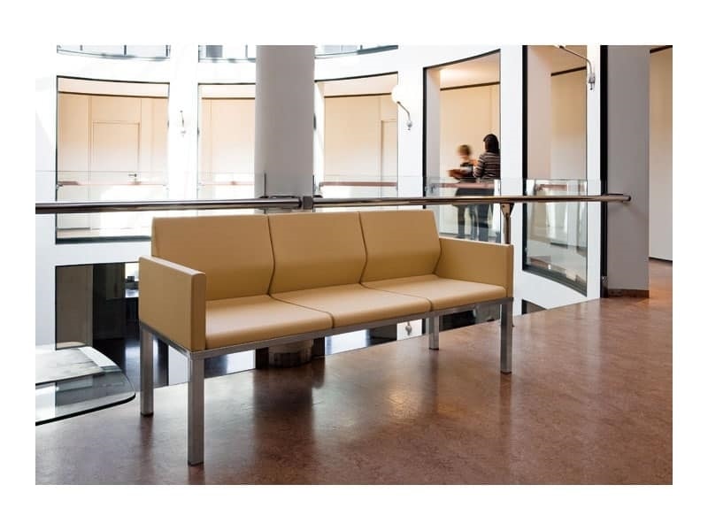Tre-Di 3 seats sofa with padded armrests 99903, Canapé 3 places pour les salles d'attente et les bureaux