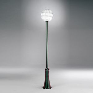 Sfera Ep361-225, Lampadaire avec diffuseur sphrique