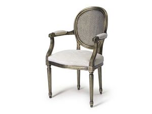 Art.105 armchair, Fauteuil avec assise et dossier en paille, Style Louis XV