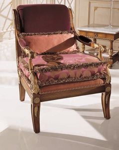 9725, Fauteuil en bois de htre massif, assise et dossier rembourrs, pour les environnements de style de luxe classique