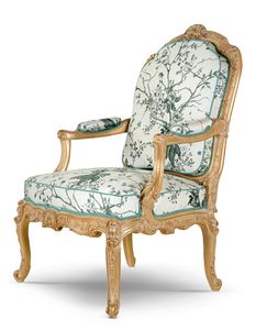 Fauteuil 25-1043, Fauteuil de style classique, en bois finition dor�e patin�e