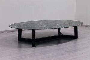 Cross, Table basse avec plateau ovale en marbre