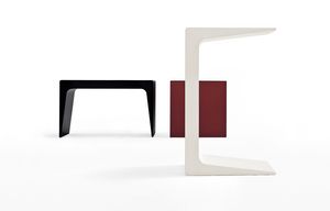 CU, Design table de chevet et table basse, fonctionnel et durable