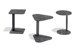 Kicki, Table d�appoint en m�tal avec plateau en Compactop