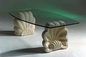 Sedna, Table en pierre avec base en coquille