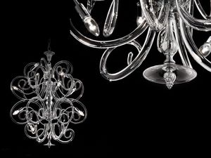 Vanity hanging lamp, Lustre suspendu en laiton et cristal chrom�