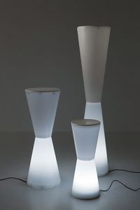 Flaire, Lampes en plastique