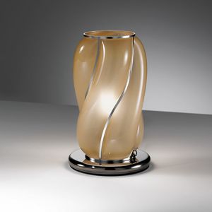Orione Rt385-020, Lampe de table réalisée avec des techniques artisanales