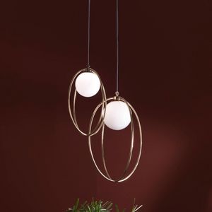 Oval CH-01 G, Lampe  suspension avec anneaux en laiton