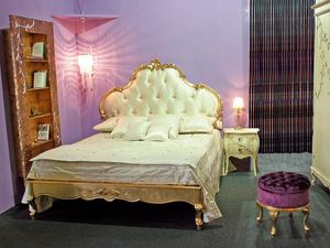 Art. 1600 Jasmine, Lit sculpt�, t�te de lit matelass�, pour une chambre classique