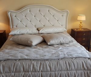 Art. 900, Lit classique avec t�te de lit en �co-cuir