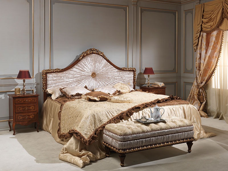 Art. 986-940 bed, Lit en bois massif, recouvert de velours, pour hôtel de luxe