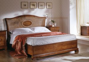 D 705, Lit classique avec tte de lit en canne