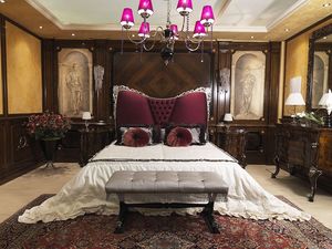 Gigli bed, Lit de luxe avec tête de lit rembourrée, style classique