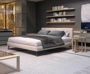 Ada, Lit avec grands coussins composant la t�te de lit