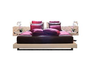 Character, Lit avec t�te de lit g�n�reuse et rembourrage capitonn�