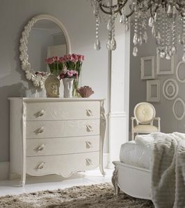 I Sogni Art. 565, Commode laqu�e, avec un design classique, avec des sculptures