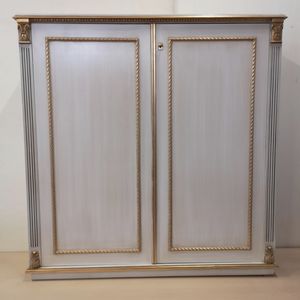 1000 ARMOIRE, Armoire de style Louis XVI