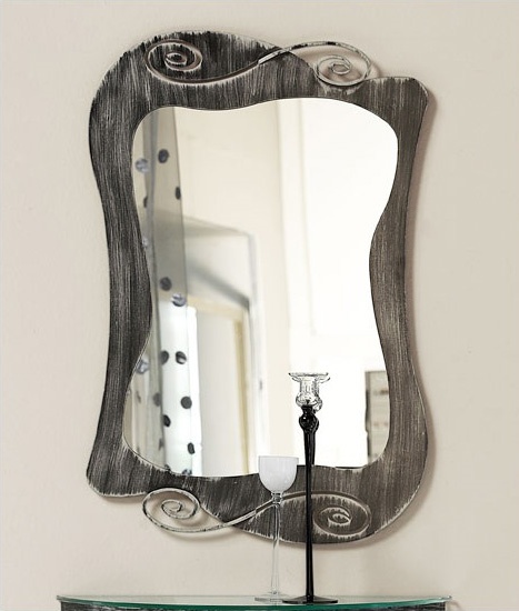Mirò mirror, Miroir avec cadre en fer incurvée