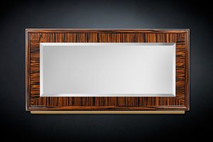 Secret, Miroir avec cadre en bne