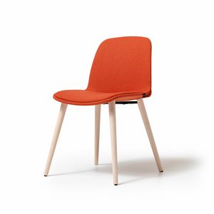 Kire 4 pieds en bois, Chaise en bois au design essentiel