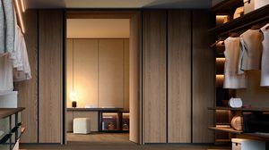 Pivot, Portes int�grables dans des syst�mes de rangement et des solutions d'habillage mural