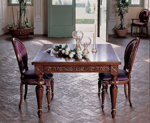 Art. 4003/T, Table carr�e extensible en bois, aux d�corations luxueuses