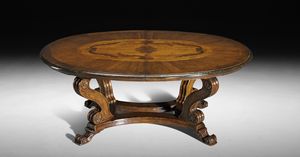 Art. 827 table, Table de style Renaissance, dessus ovale extensible