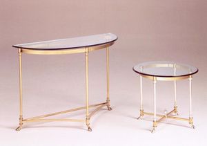 Como table basse, Table basse dans le style de luxe classique, en laiton et verre