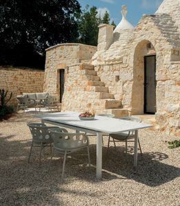 LEVANTE MEDIUM, Table d'ext�rieur extensible, en aluminium et porcelaine