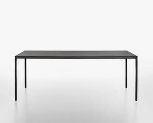 Fila mod. 9600-01 / 9610-01 / 9620-01 / 9650-01 / 9360-01 / 9640-01, Tables au design minimal