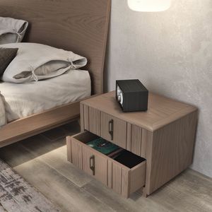 Nova NOVA1303T, Table de chevet en bois moderne avec plinthe